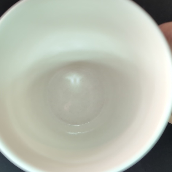 Starbucks Tall Red/White Festive Christmas Holiday Mug 18 fl oz . - Picture 6 of 8